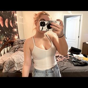 white tank top 🤍